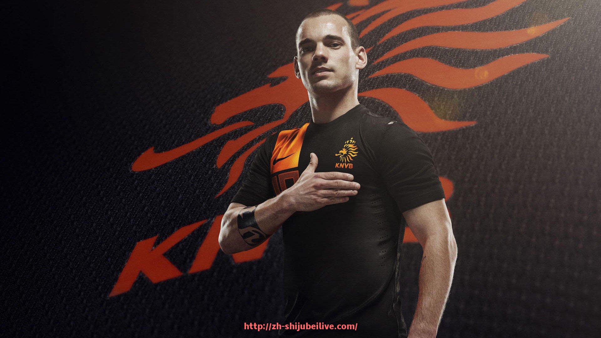 世俱杯直播-世俱杯比赛中球员场均射门次数在不同位置的分布差异