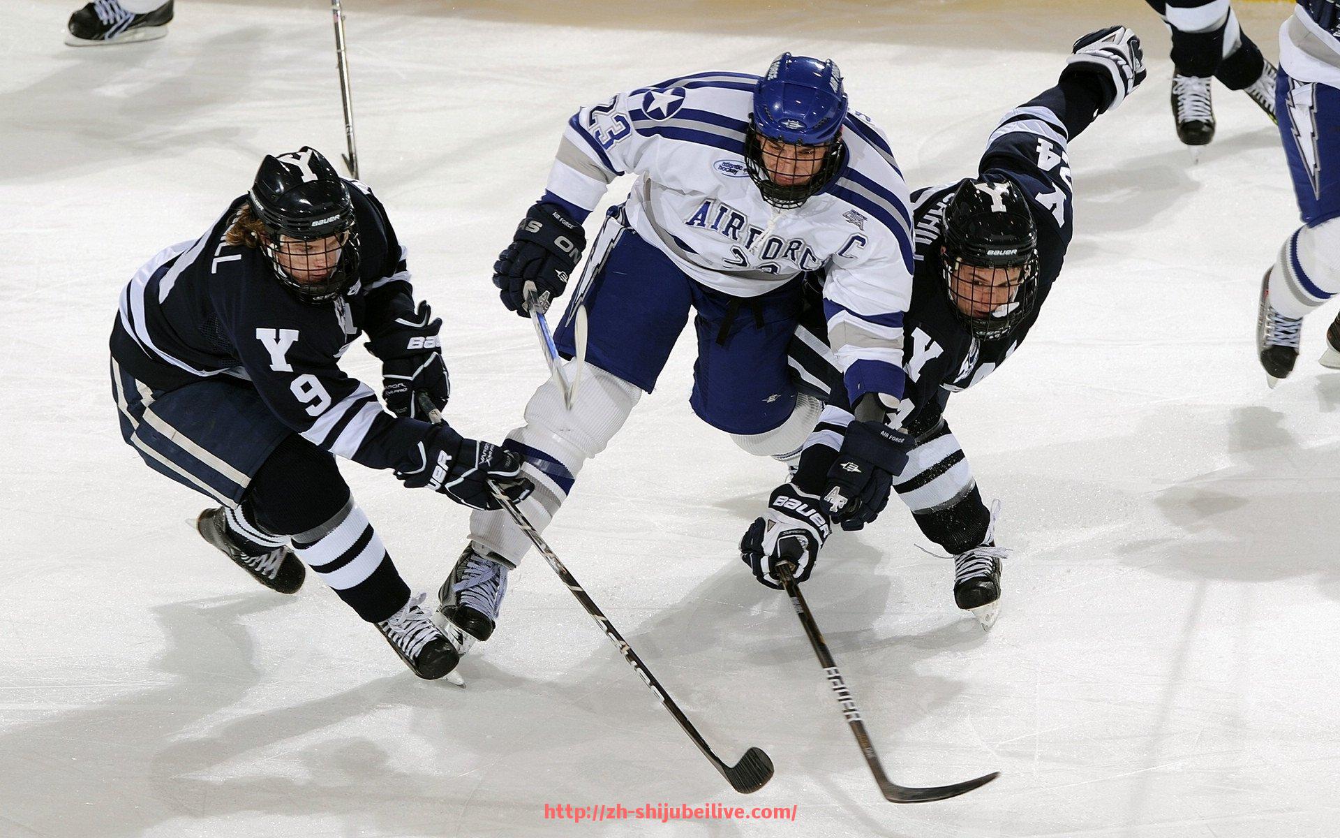 世俱杯直播-世俱杯连续多届参赛的传奇球员在赛场上的经典瞬间回顾
